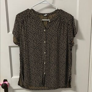 Old Navy Leopard Print Short Sleeve Button-Down Top - Brown and Black